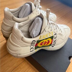 Gucci Cream Sneakers with Iconic Logo
